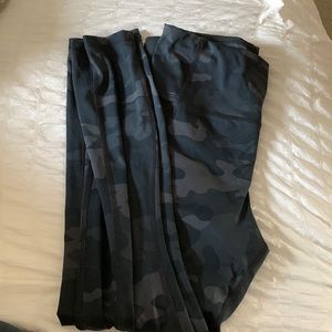 Avia camo leggings